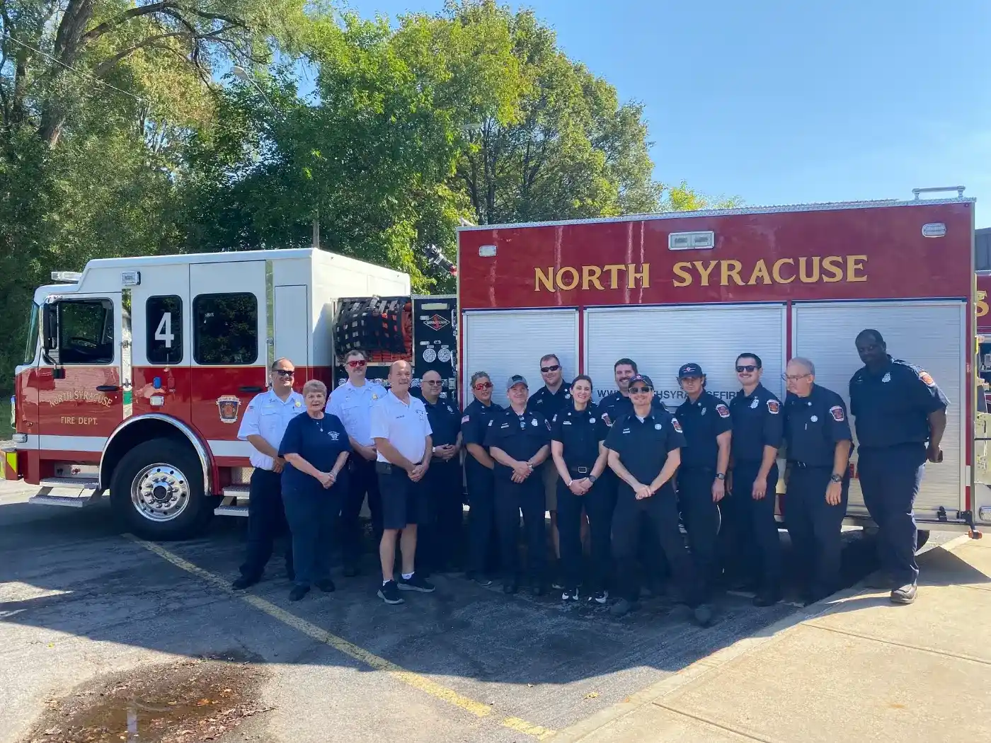 firetruck firefighters